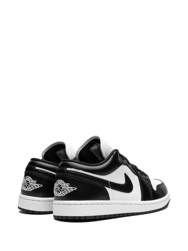 air jordan 1 low panda Slide 3